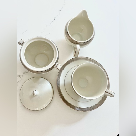 Mikasa Palatial Platinum Fine China Coffee/Tea Service for 8 - Picture 7 of 10